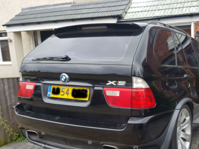 2004 BMW X5 4.8is